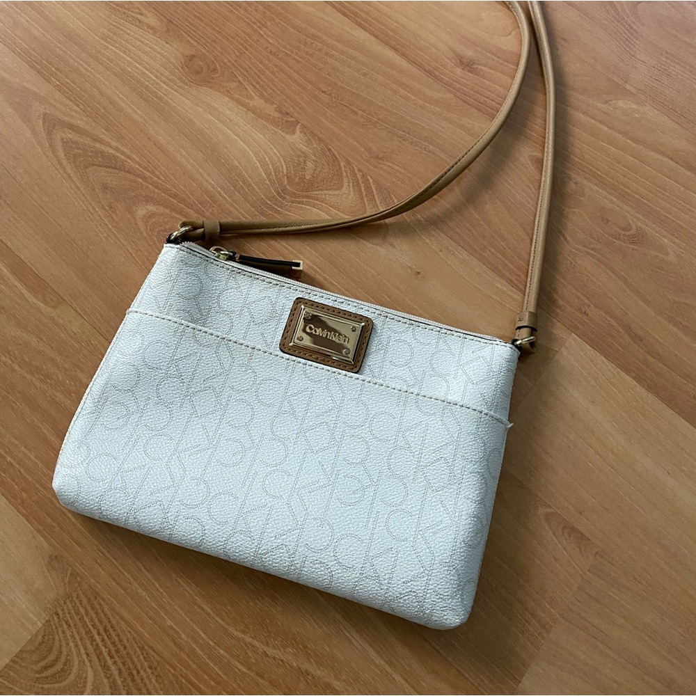 Calvin Klein Small Crossbody - Picture 2 of 4